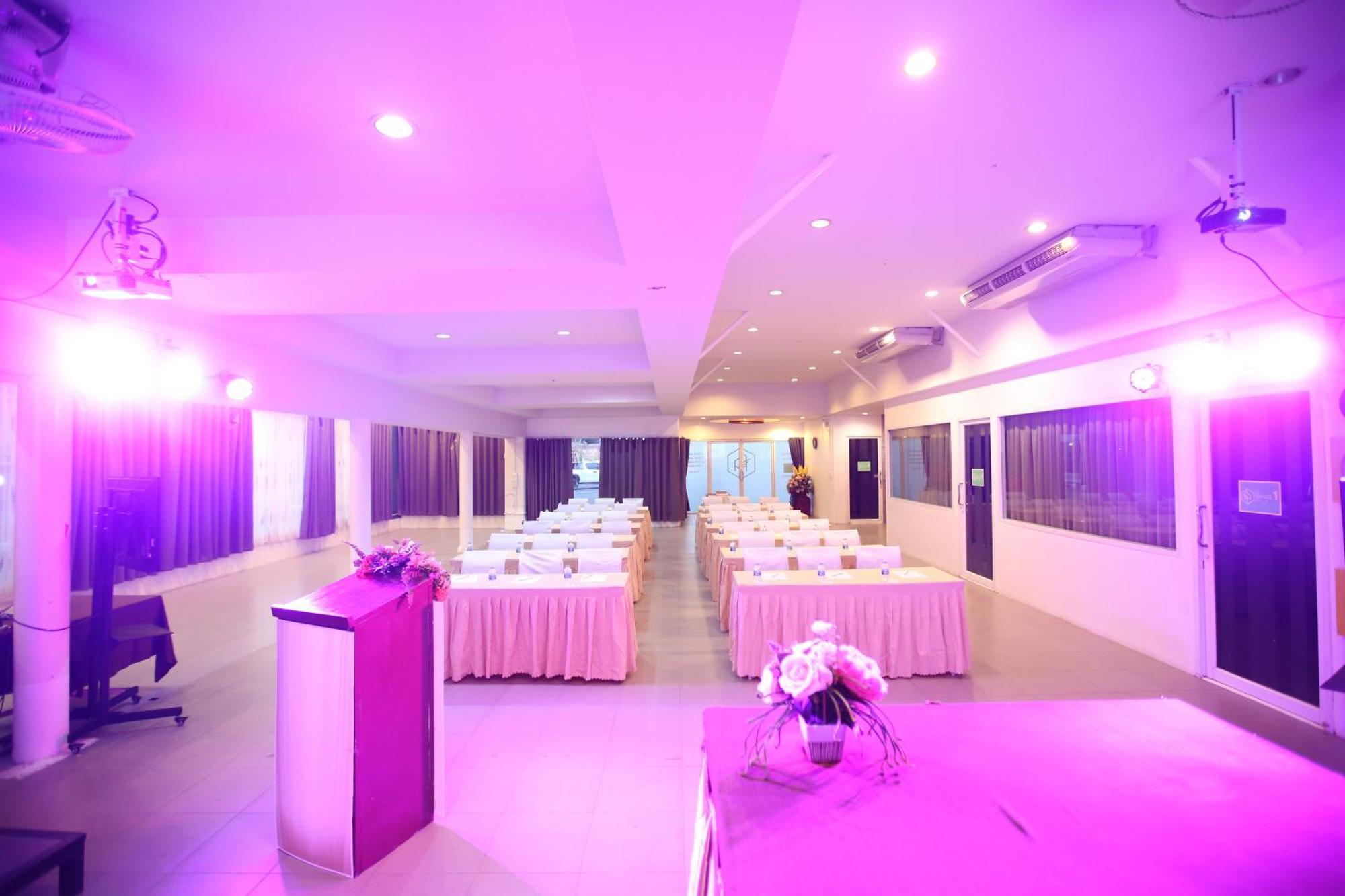 A-Te Chumphon Hotel - Sha Plus Extérieur photo